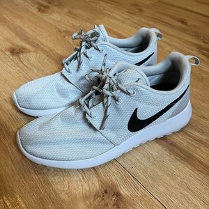 Women's Nike Roshe One Running Shoes